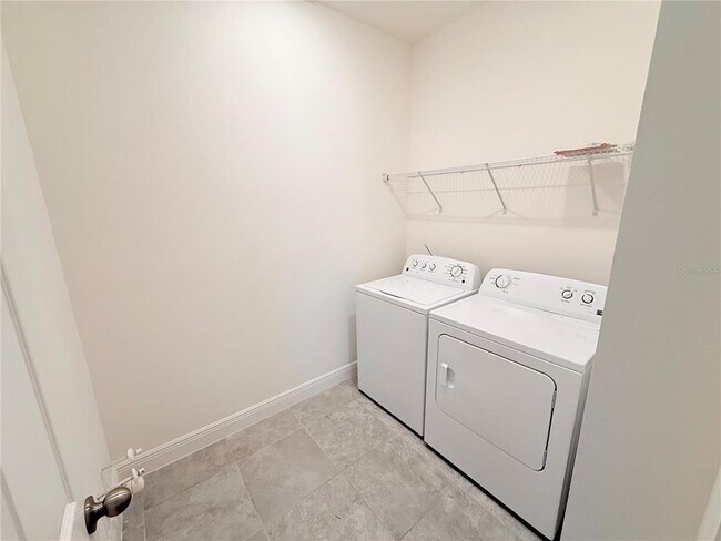 Building Photo - 5055 Tibet Ct