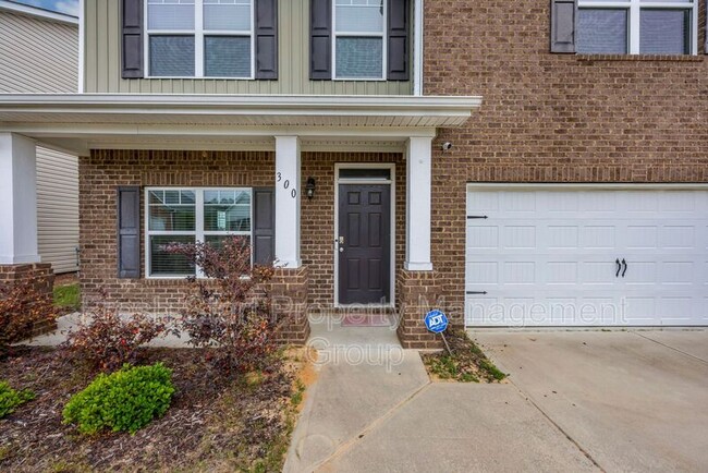 Building Photo - 300 Barony Pl Dr