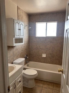 Building Photo - 471 Pinewood St