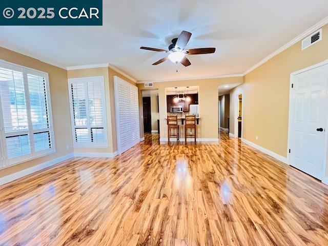 Building Photo - 3046 Lakemont Dr