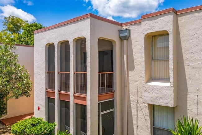 Building Photo - 510 Orange Dr