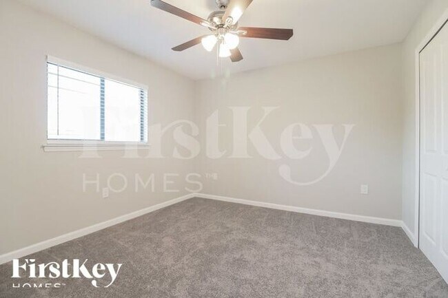 Building Photo - 446 Rayford St