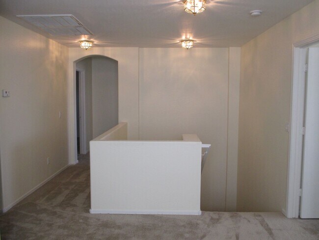 Building Photo - New Listing in Buckeye
