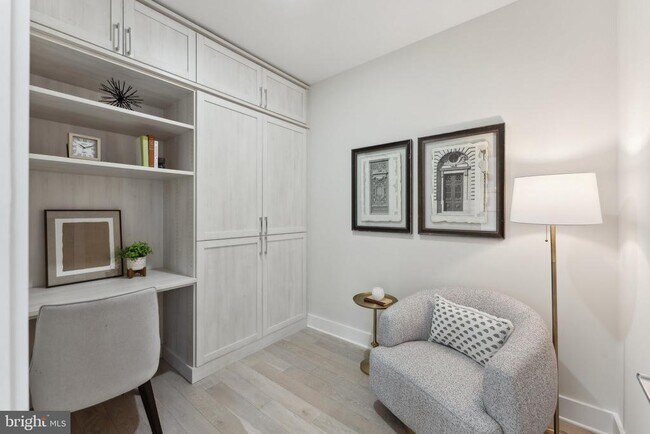 Building Photo - 1745 N St NW