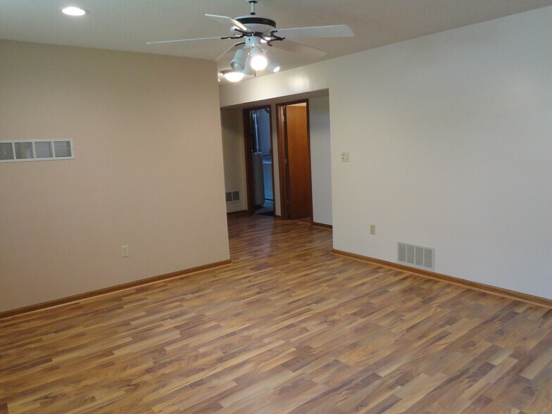 Building Photo - 503 24th Street SW