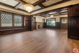 Building Photo - 2180 W 31st St
