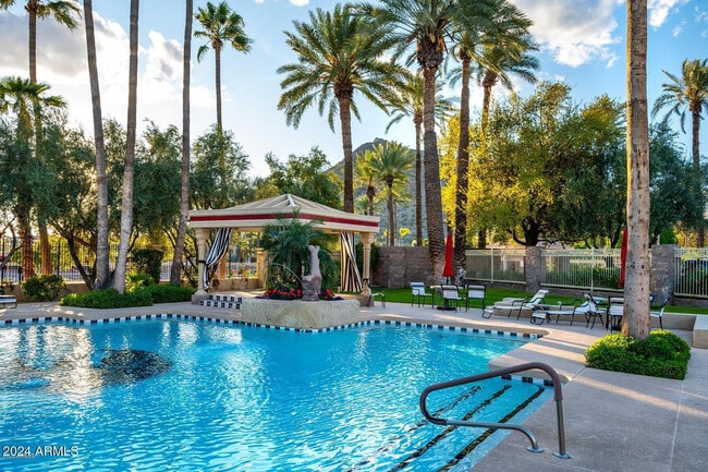 Building Photo - 4830 N 65th St