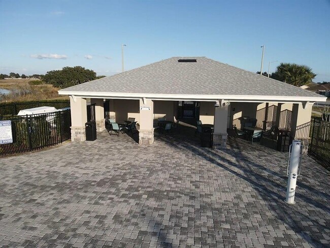 Building Photo - 6432 DOMIZIO Dr