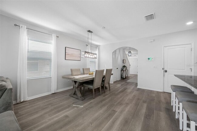 Building Photo - 16826 Secret Meadow Dr