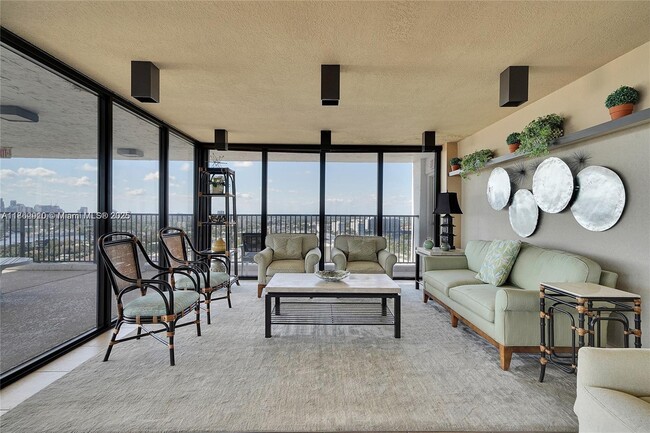 Building Photo - 936 Intracoastal Dr