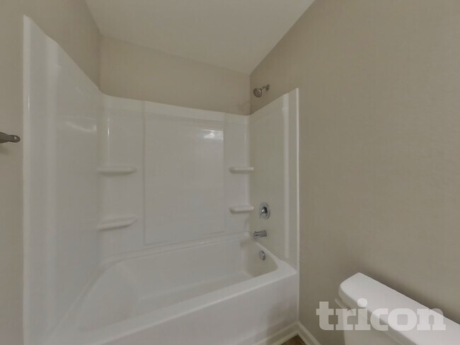 Building Photo - 1700 Allegheny Dr