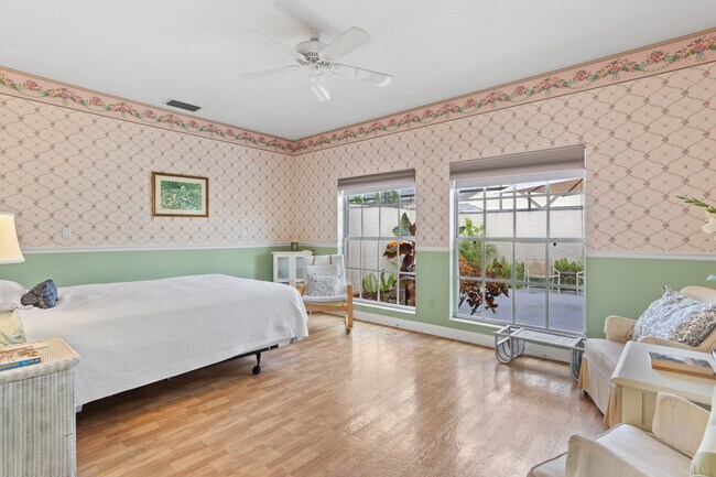 Building Photo - 1930 Westhampton Ct