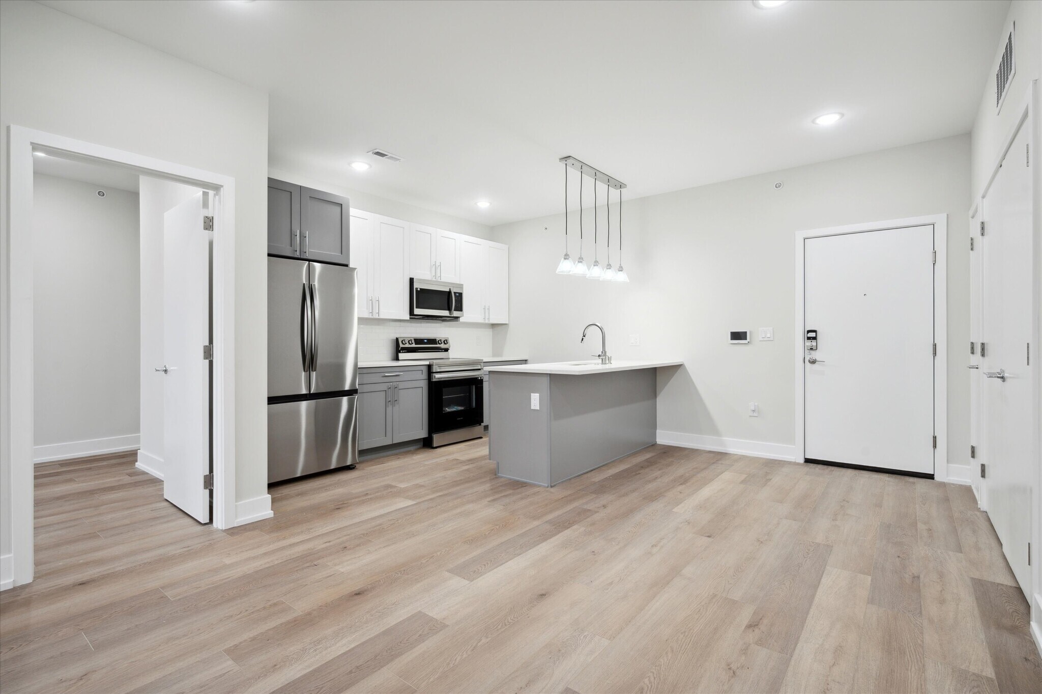 Building Photo - 701 N 40th St