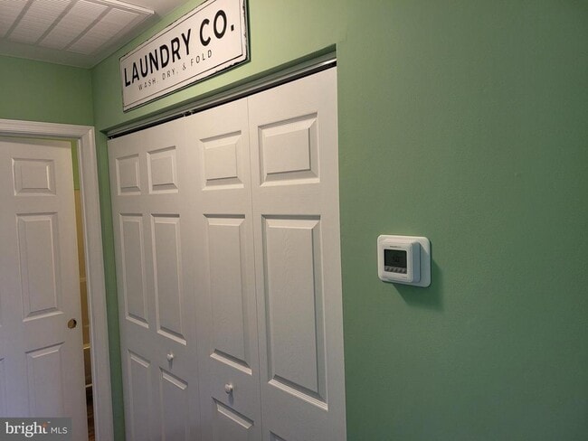 Building Photo - 28 Lincoln Ave