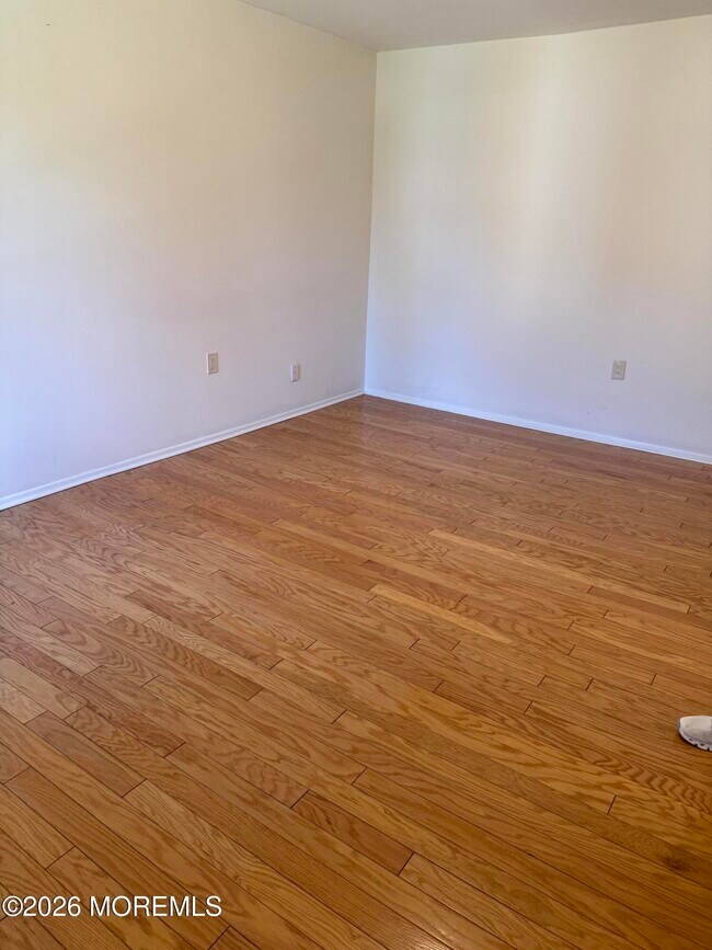 Building Photo - 14 Pine Cluster Cir