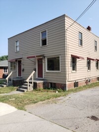 Building Photo - Robb Ave W 221-225
