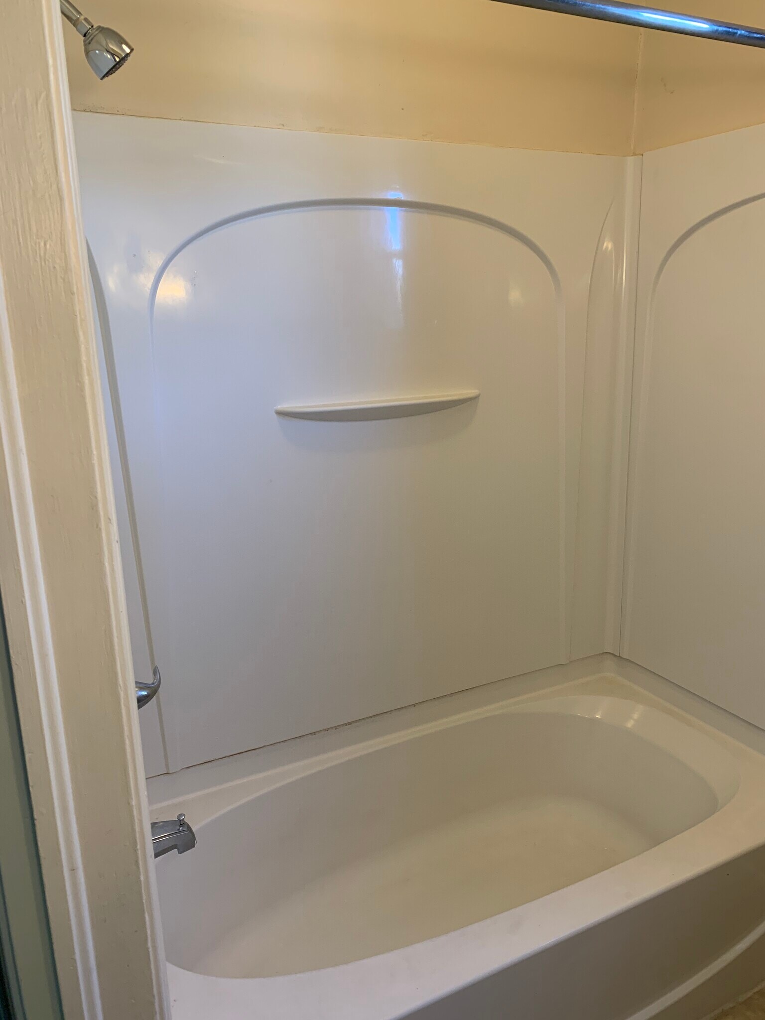 Building Photo - 252 W Locust St