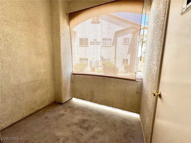 Building Photo - 5655 E Sahara Ave