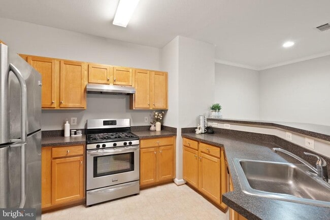 Building Photo - 13363 Connor Dr