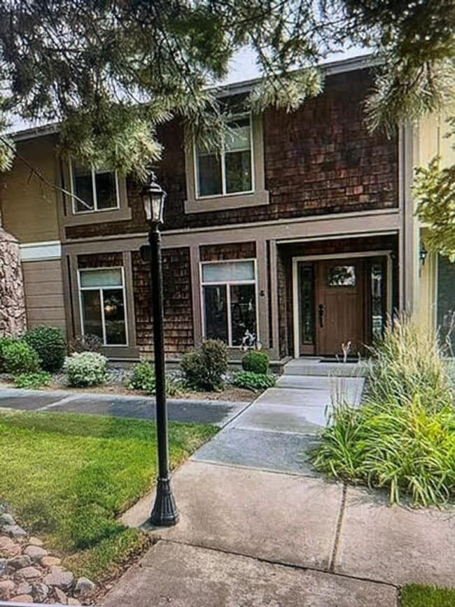 Primary Photo - 55+ Gated Adult Community