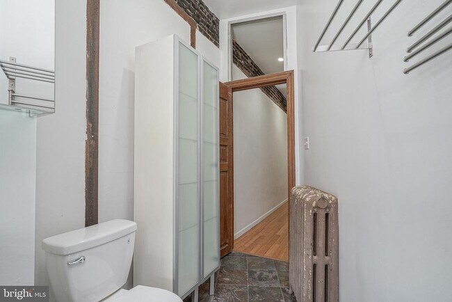 Building Photo - 1525 N 27th St