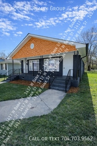 Building Photo - 1417 W Bank St