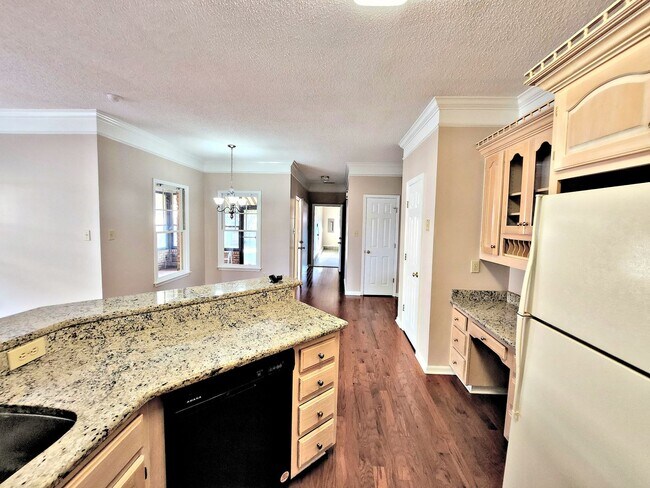 Building Photo - 3BR/2BA HOUSE FOR RENT - DECATUR