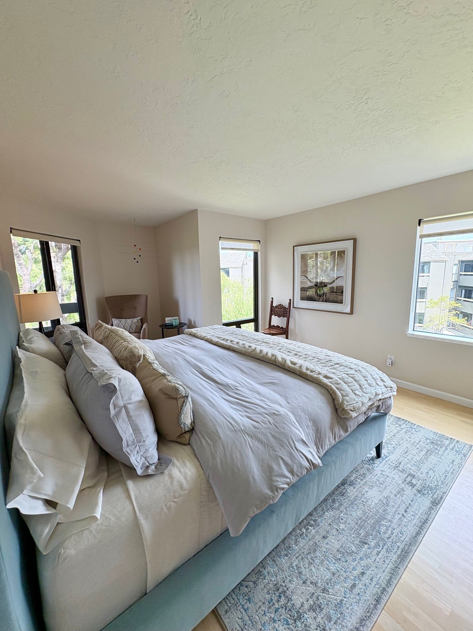 Ample natural light - 820 Sea Spray Ln