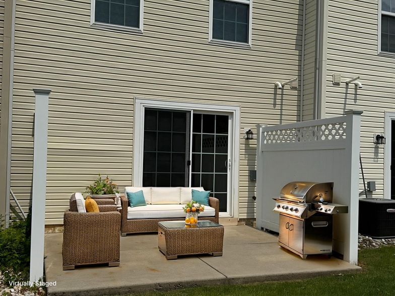 Exterior Rear (Virtual Furniture) - 1540 Artisan Ct