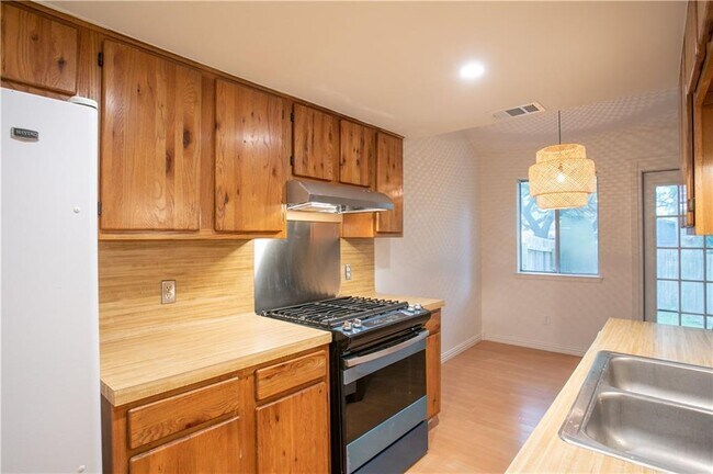 Building Photo - 4503 Brown Bark Pl