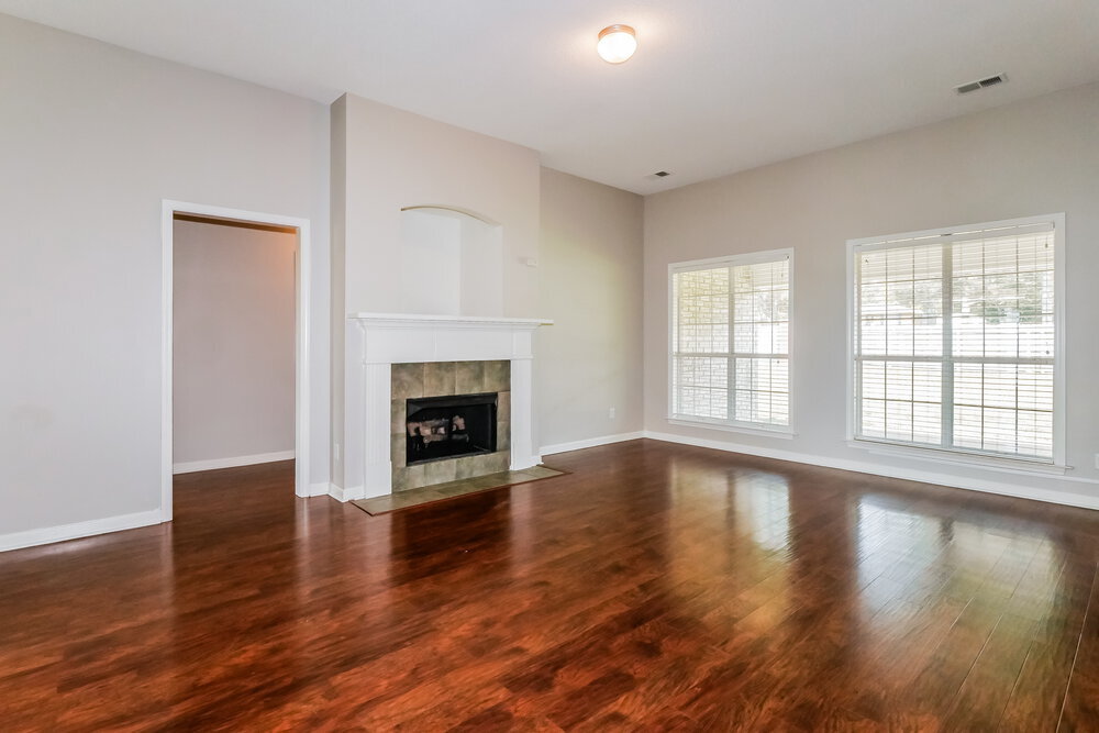 Building Photo - 7838 Alexanders Crossing Dr