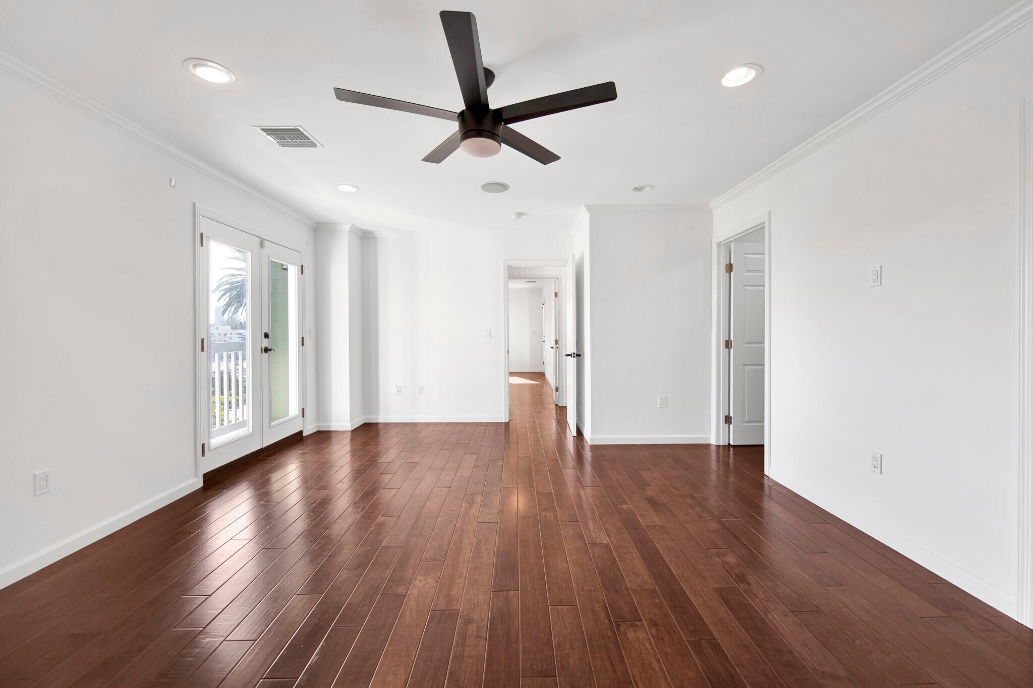 Building Photo - 2124 Reservoir St