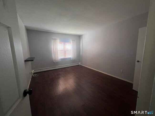 Building Photo - 26 Balance Rock Rd