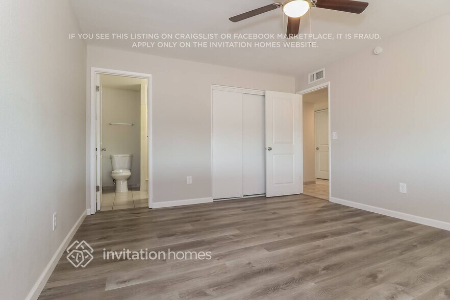 Building Photo - 14014 N 61st Ave