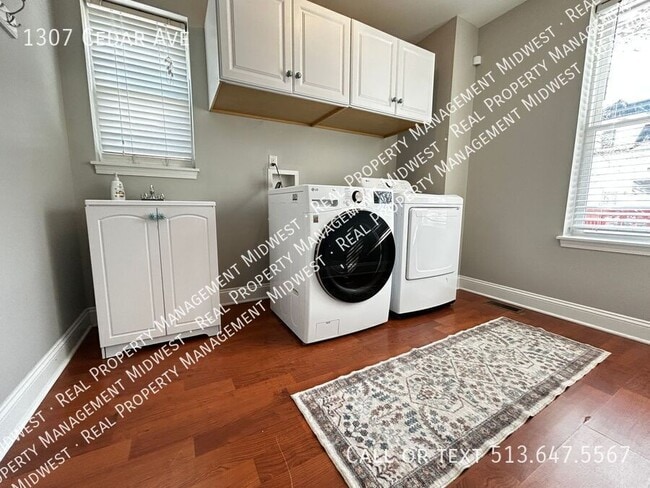 Building Photo - 1307 Cedar Ave