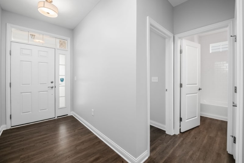 Building Photo - 5173 Hamptonshire Dr