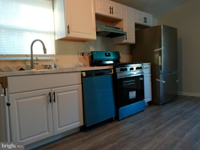 Building Photo - 444 Chestnut St