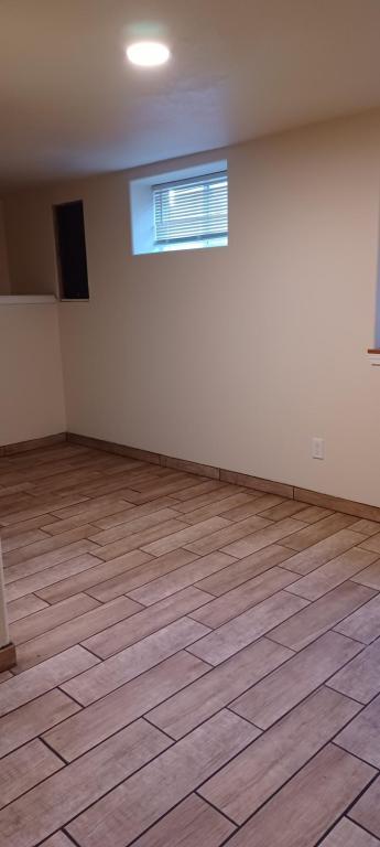 Building Photo - 6827 NE Glisan St