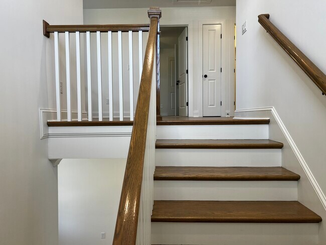 Building Photo - 129 Stewarts Lndg Dr