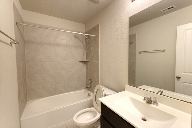 Building Photo - 707 Desert Pea Ln