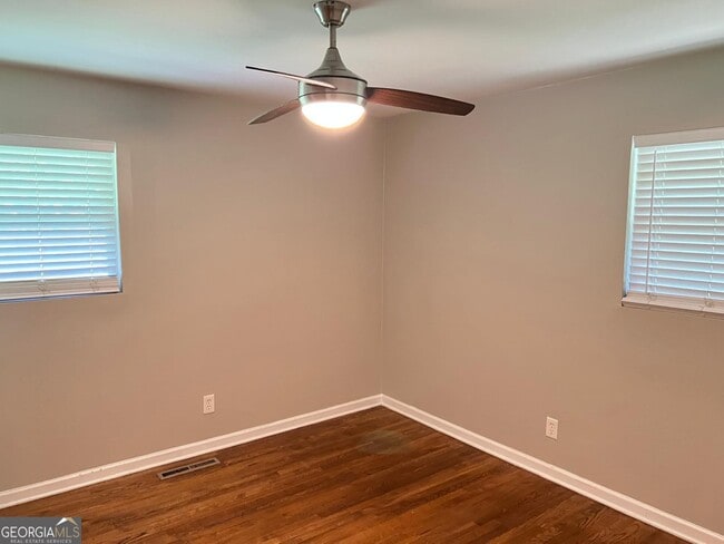 Building Photo - 2756 Plantation Dr