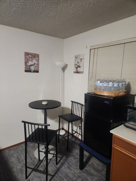 Building Photo - 25324 38th Ave S