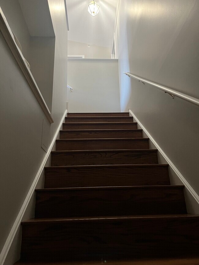 Entrance - 1004 Enfield Dr