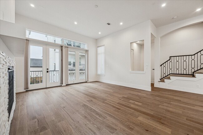 Building Photo - 1659 Bingle Rd