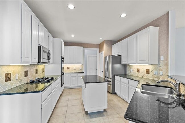 Building Photo - 8312 Jancy Dr