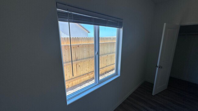 Building Photo - Coyote Run Duplexes