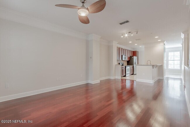 Building Photo - 9823 Tapestry Park Circle