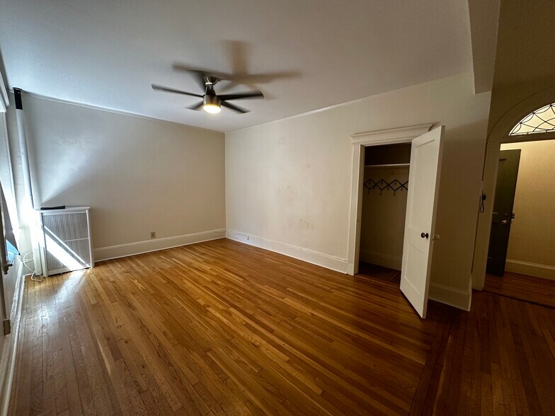 Building Photo - 75 Longwood Ave