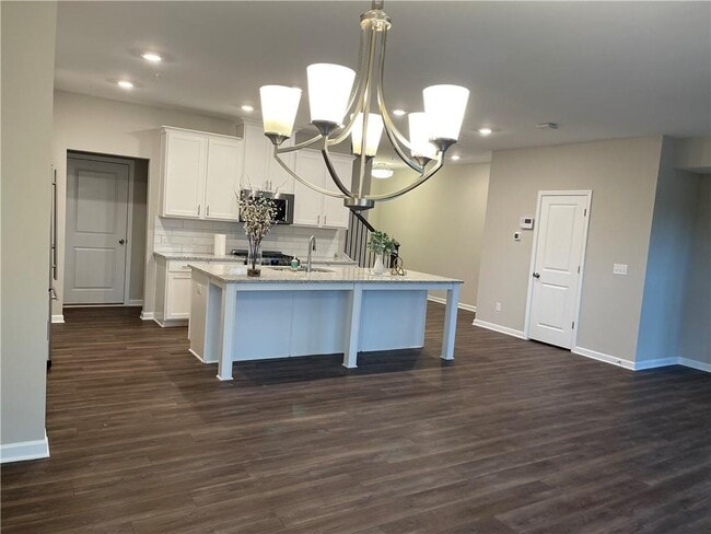 Building Photo - 500 Duval Dr