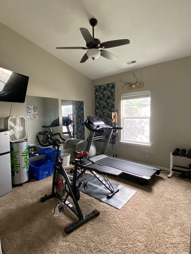 Gym/Room - 753 W Club Oaks Dr